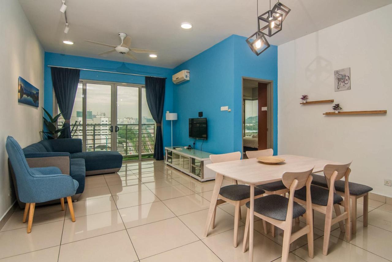 Flora Residence One South By Idealhub Seri Kembangan Kültér fotó