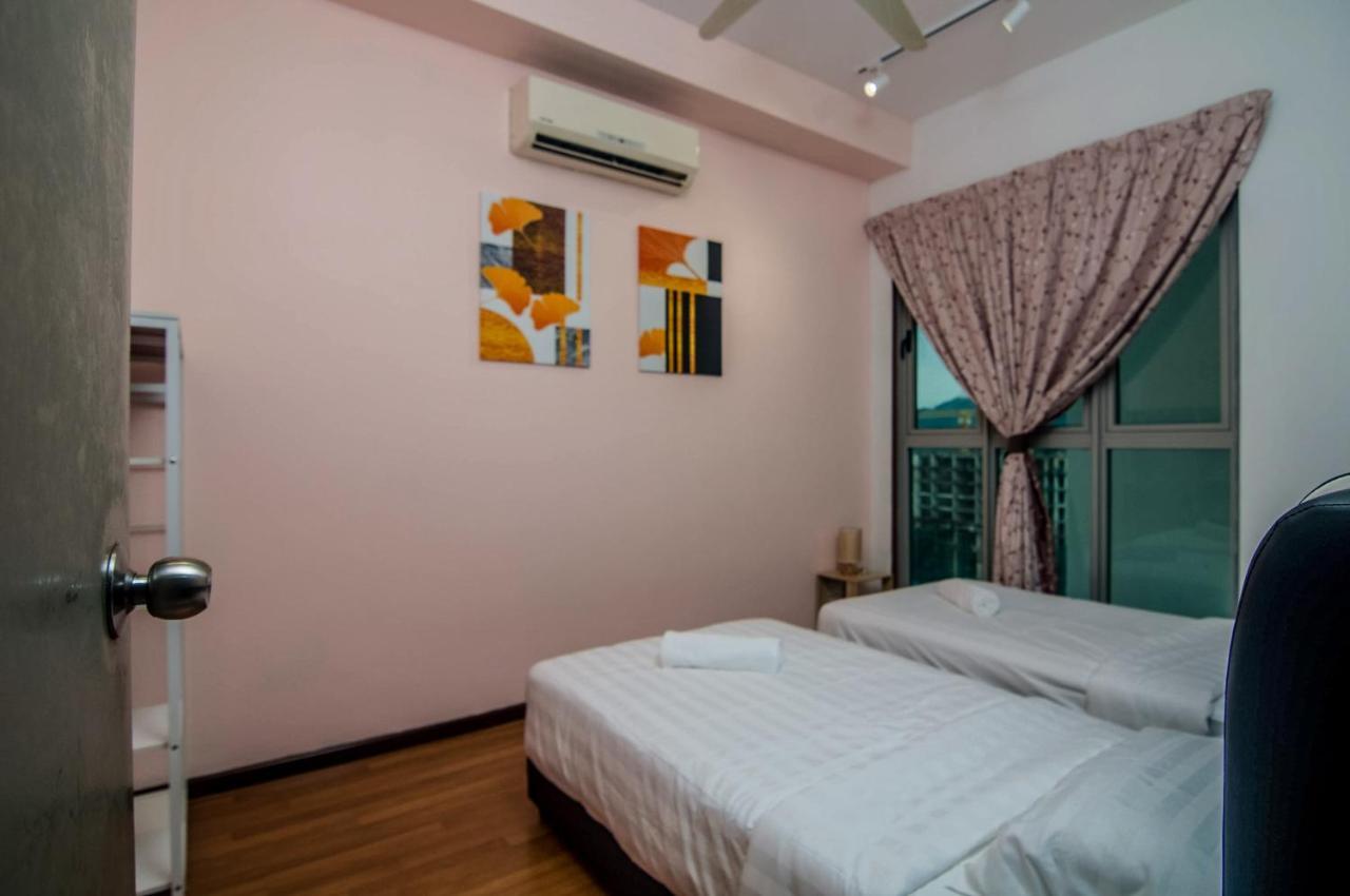 Flora Residence One South By Idealhub Seri Kembangan Kültér fotó