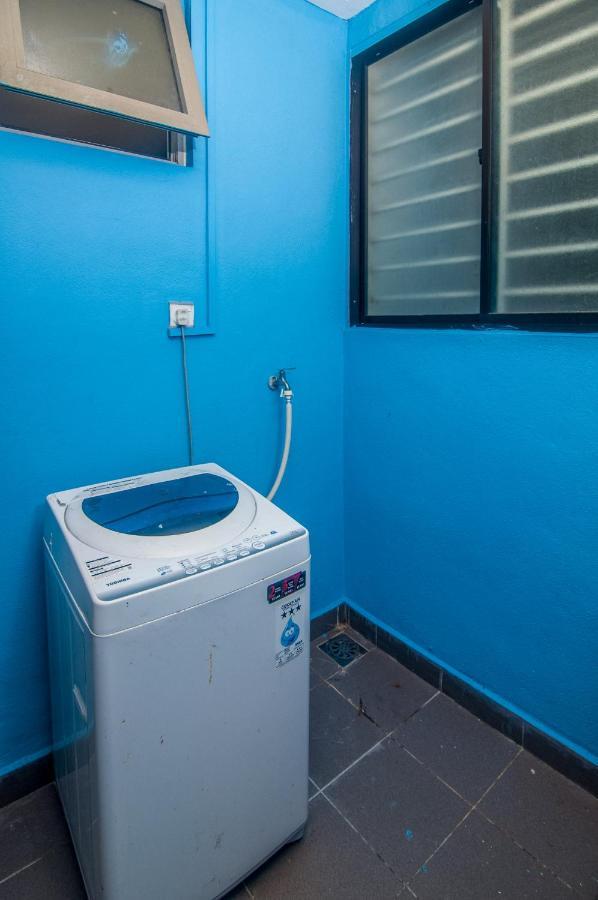 Flora Residence One South By Idealhub Seri Kembangan Kültér fotó